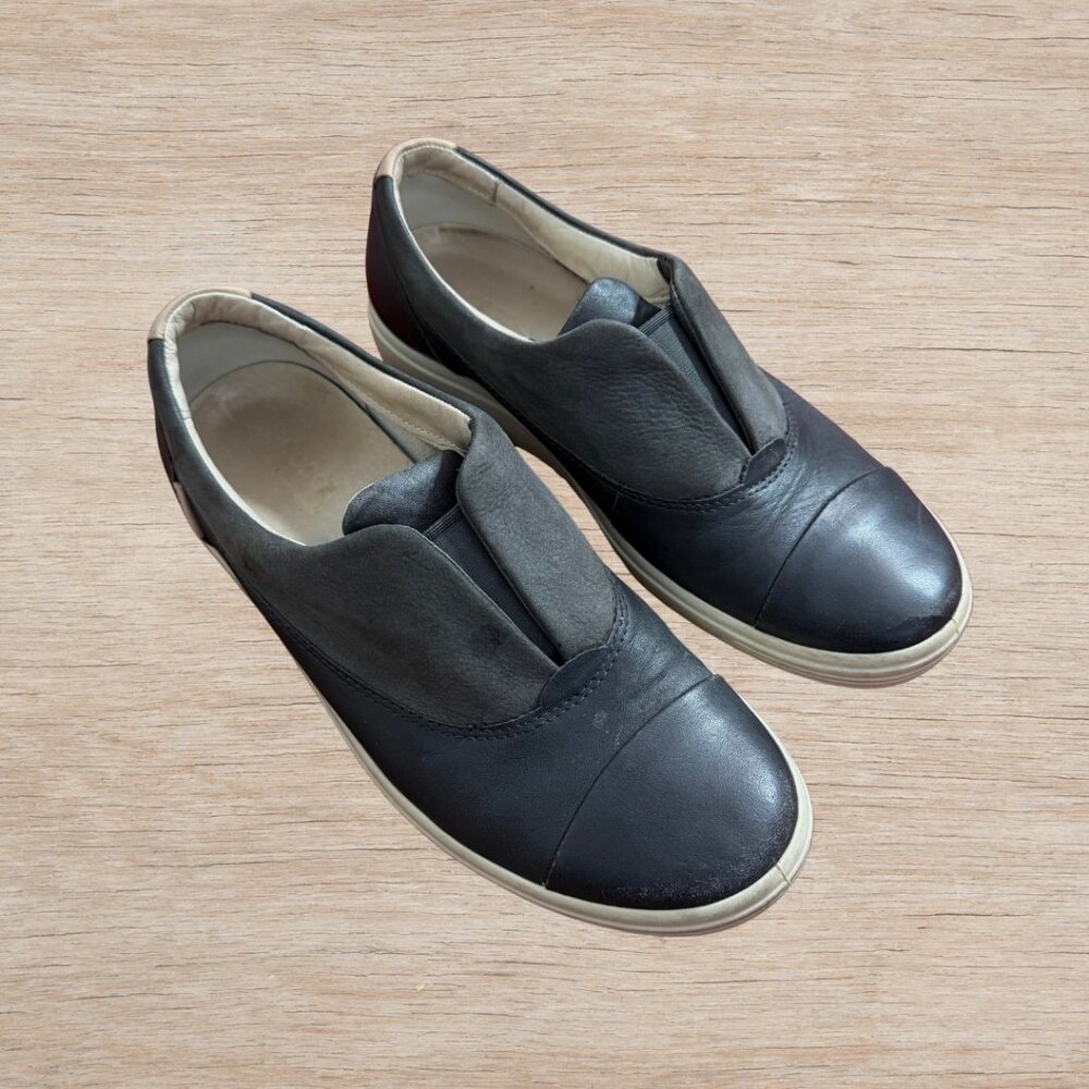 Ecco Slip On Casual Sneakers Grey Shoes Leather Suede Women’s Size 6